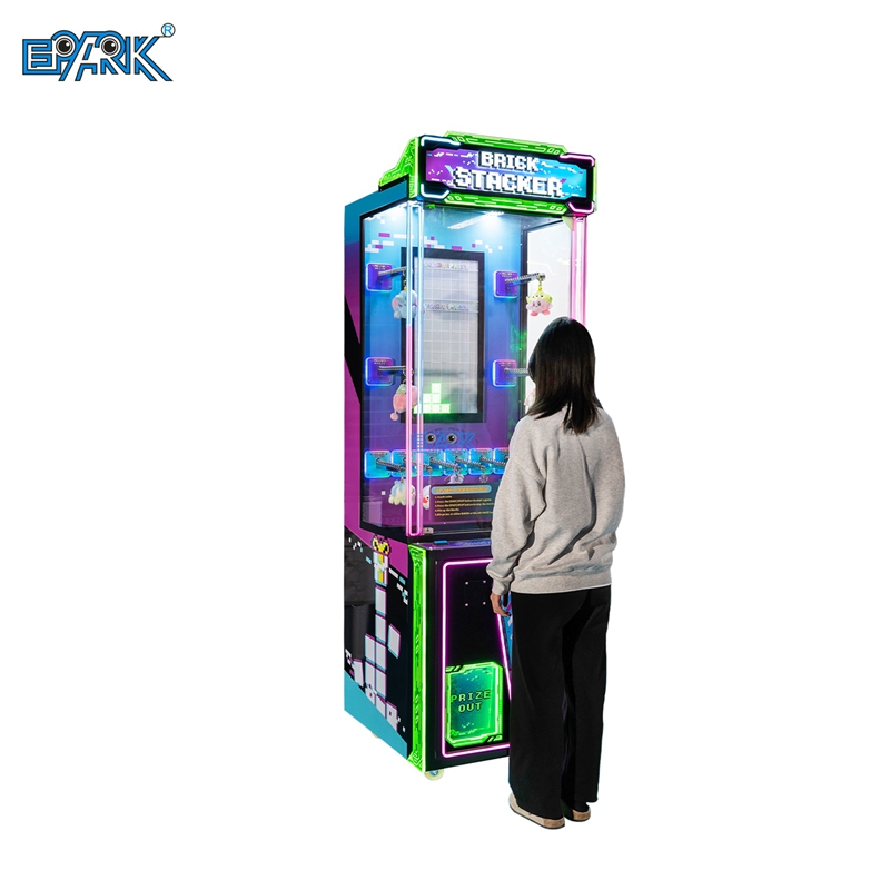 Prize Vending Machine: Thrilling Gameplay with Rewards