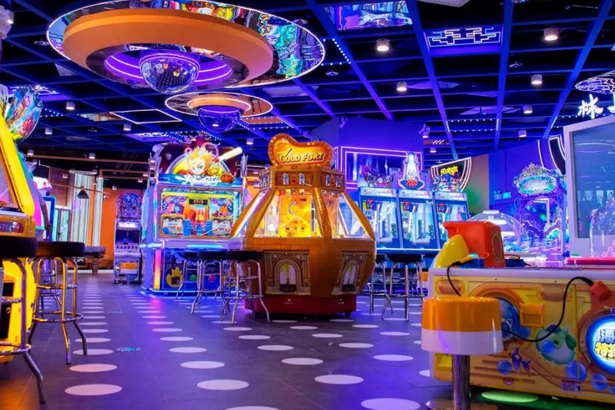 indoor amusement game machine