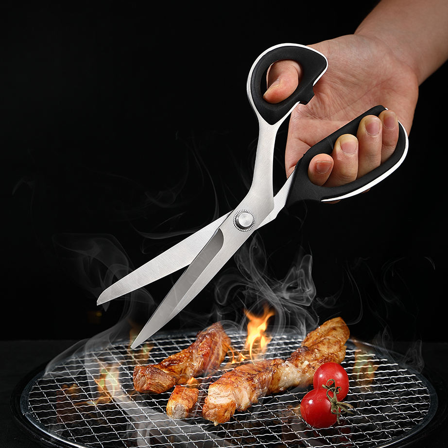 Heavy-duty kitchen scissors with rubber handle