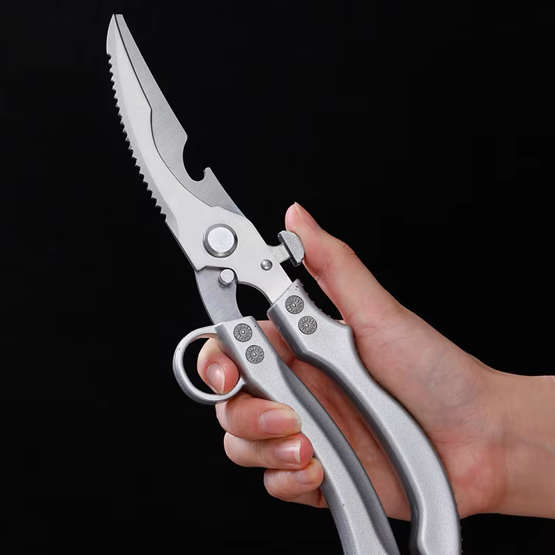 Sharp stainless steel blade kitchen scissors