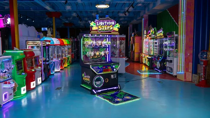 arcade machine (1).webp