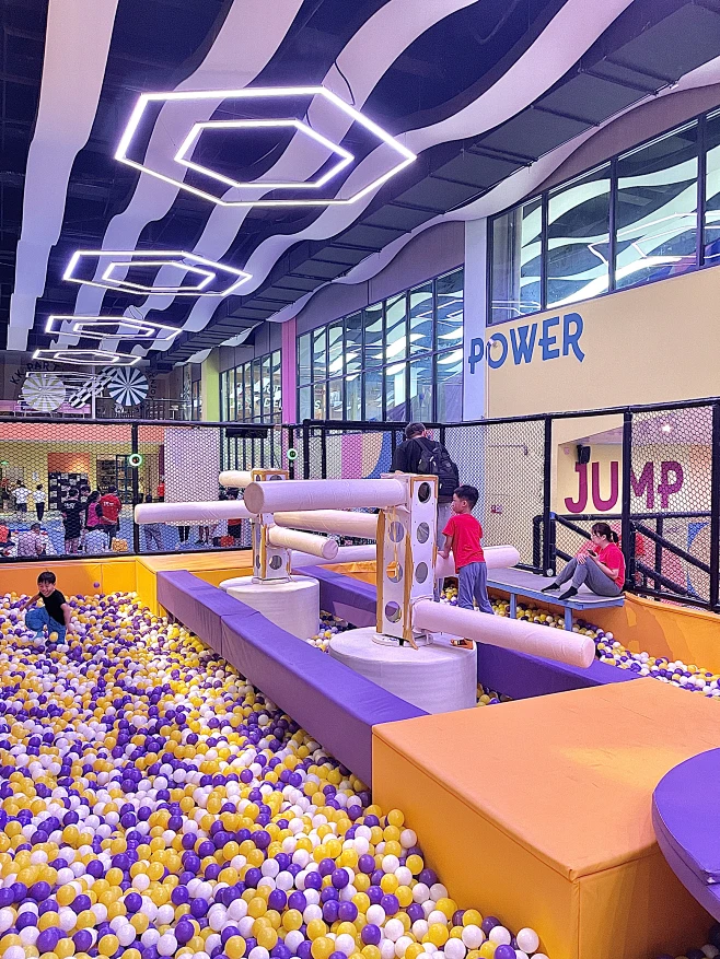 indoor playground (1).png
