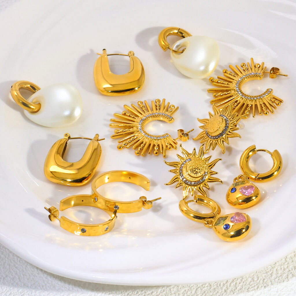 316 Pin 18K PVD Czech Stones,Handmade Polished Stainless Steel Earrings 316 Pin 18K PVD Czech Stones,Handmade Polished Stainless Steel Earrings