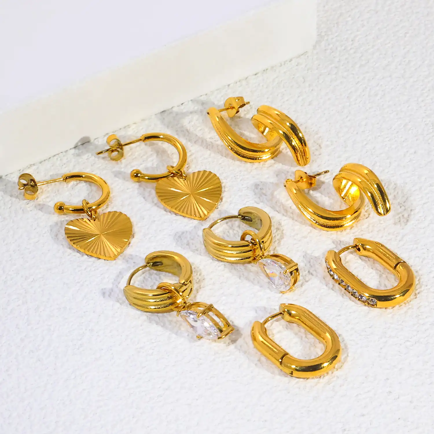 316 Pin 18K PVD Handmade Polished Stainless Steel Earrings 316 Pin 18K PVD Handmade Polished Stainless Steel Earrings