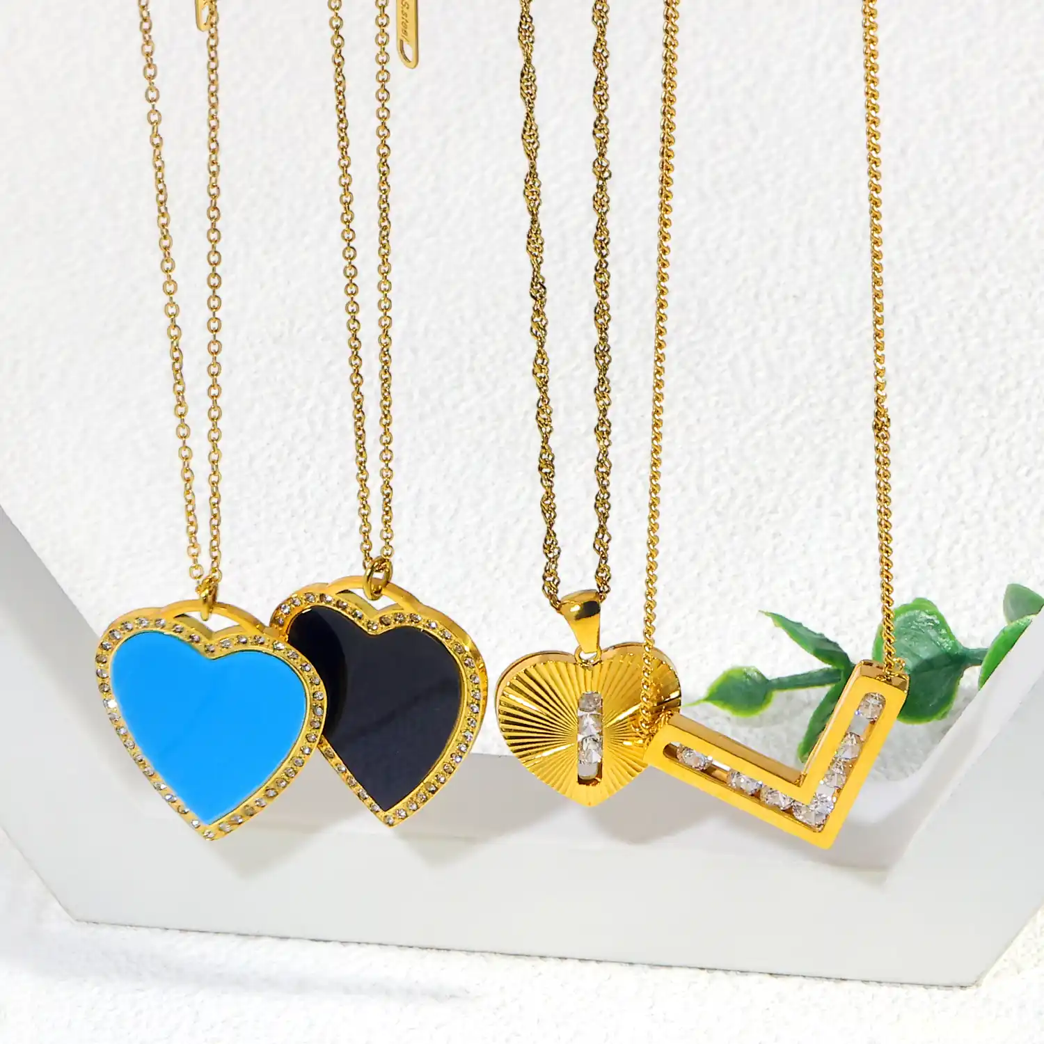 18K PVD Czech Stones Acrylic Handmade Polished Stainless Steel Necklace Chain 18K PVD Czech Stones Acrylic Handmade Polished Stainless Steel Necklace Chain