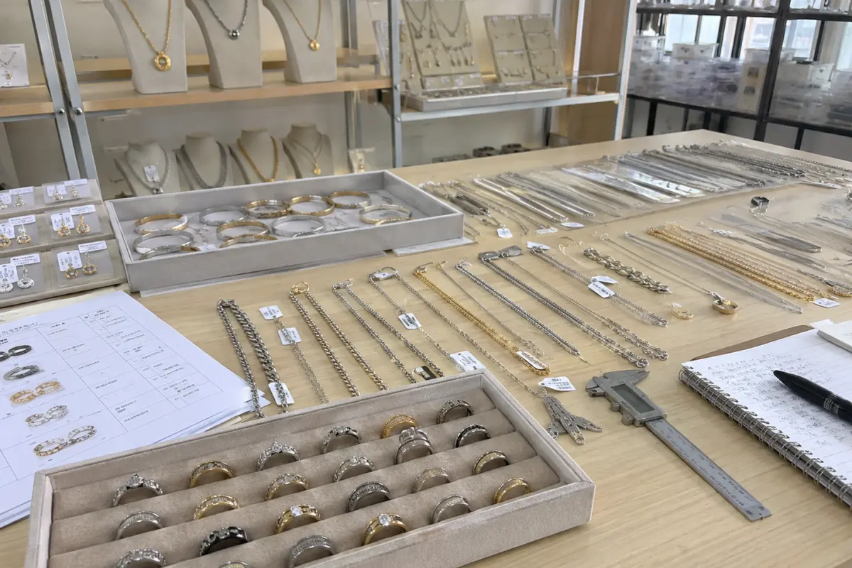 316L stainless steel jewelry samples prepared for wholesale buyer review