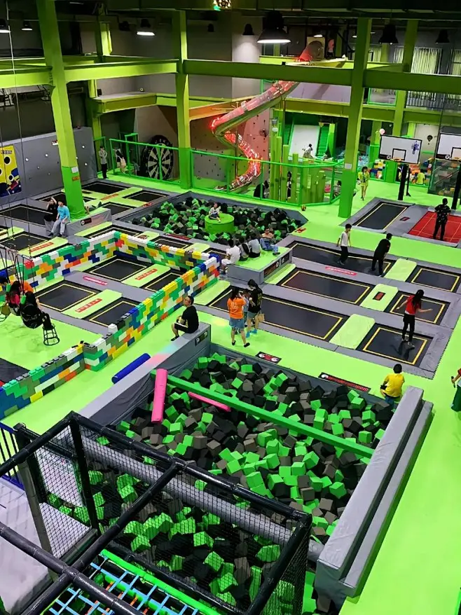 parque de trampolines (4).webp