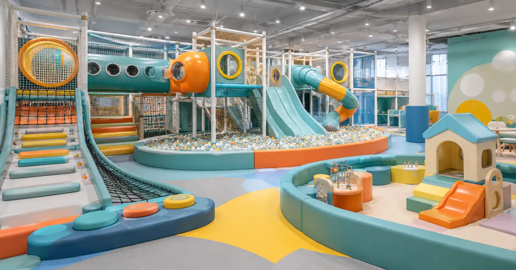 indoor playground equipment manufacturer