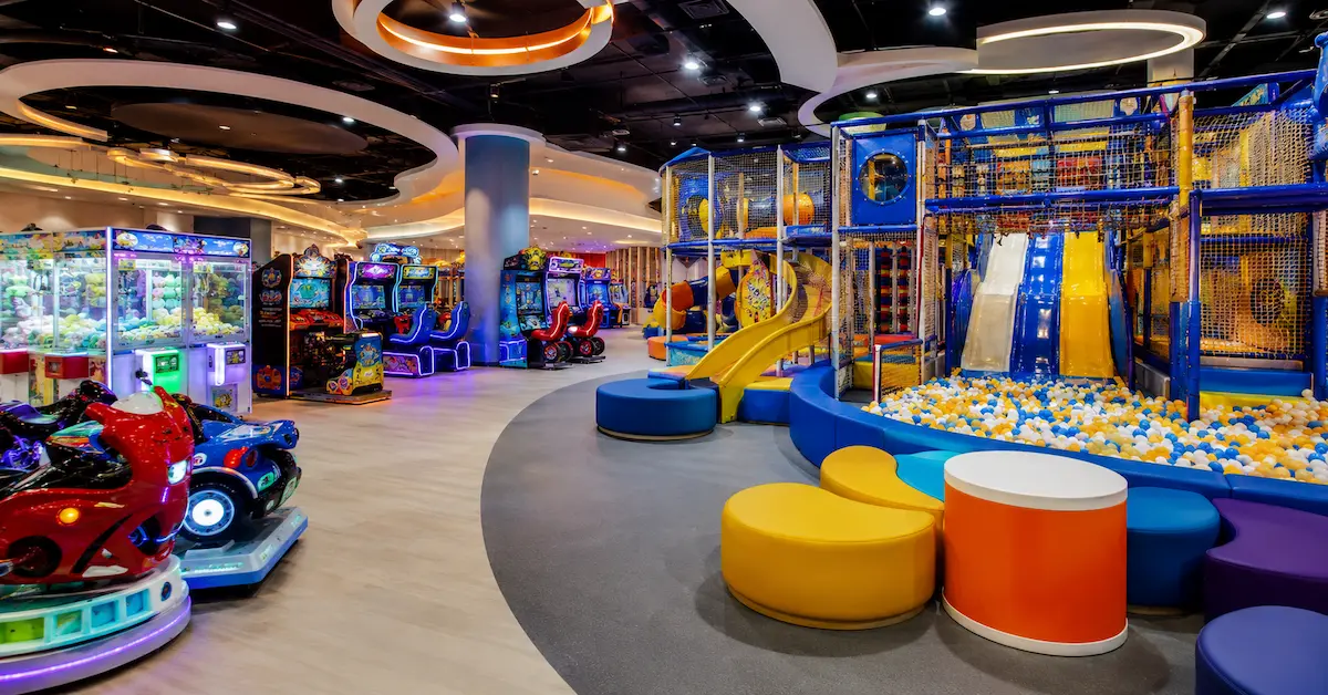 Game machines for FEC playground scene
