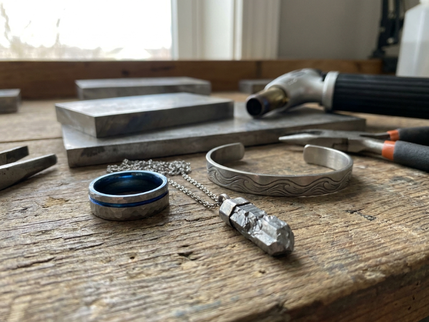 Titanium Jewelry.png