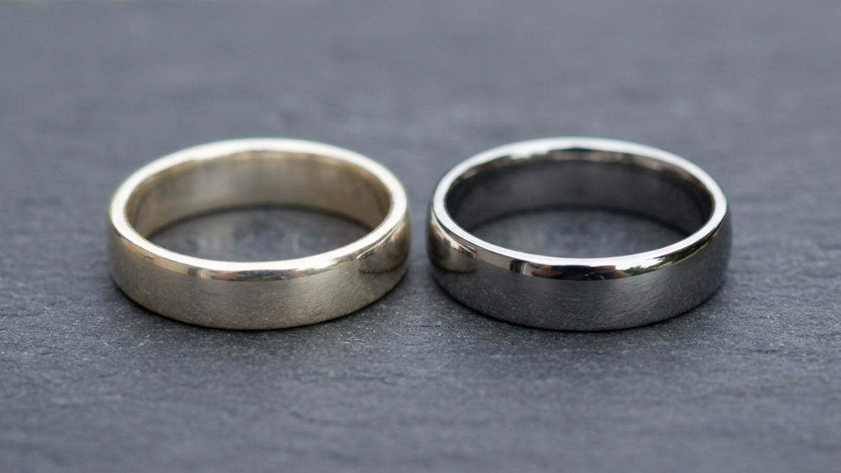 Sterling Silver vs Stainless Steel Jewelry1.png