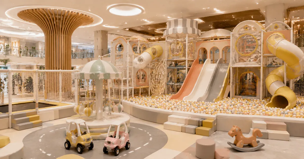 Indoor playground equipment for shopping mall