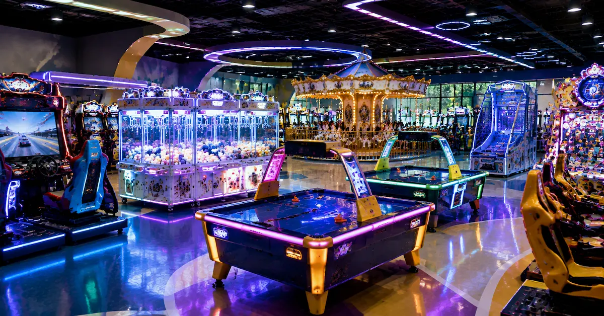 Commercial amusement machines for FEC